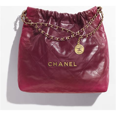 sac chanel 22 taille|giant chanel 22 bag.